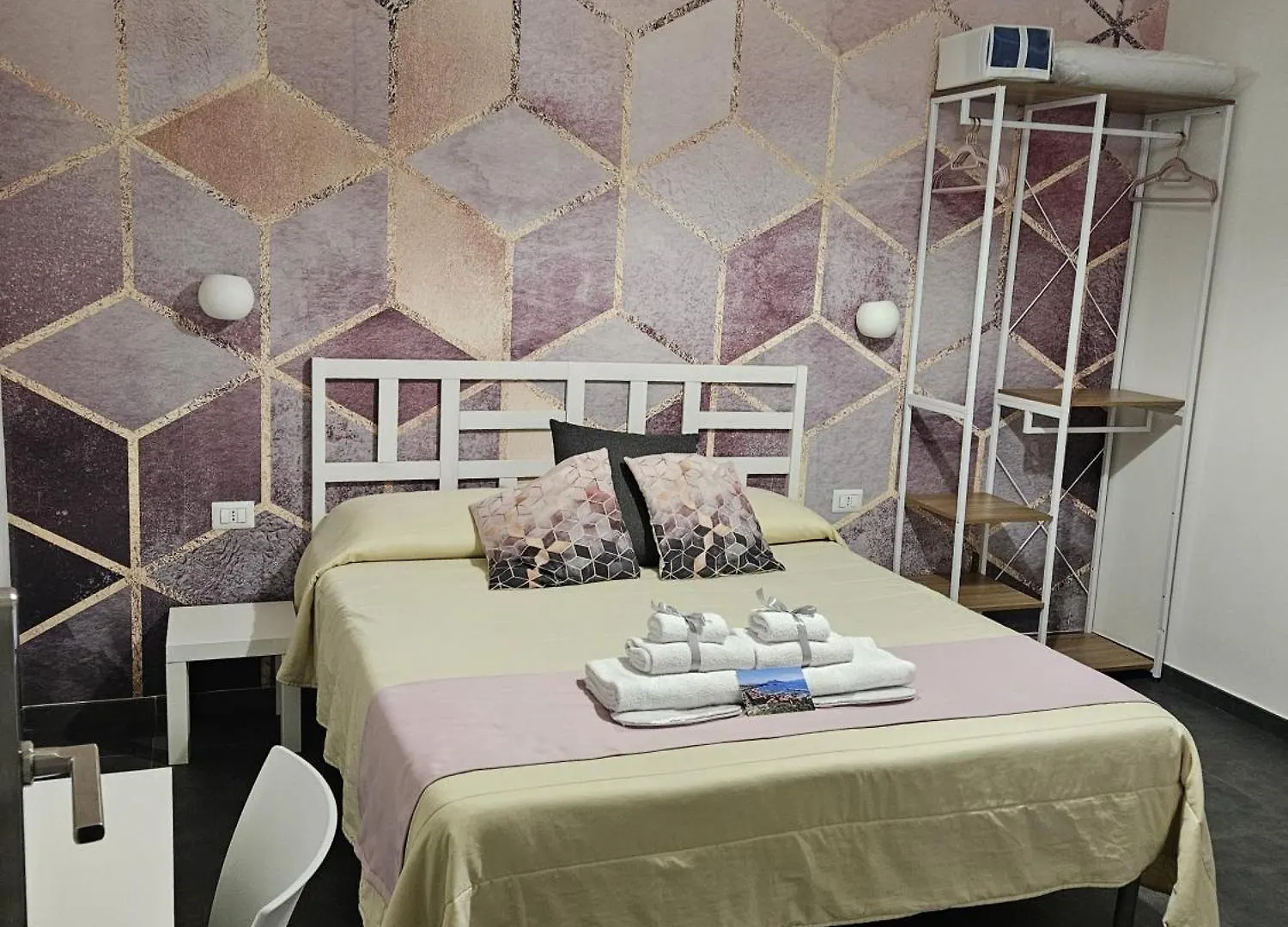 Bed & Breakfast Gaisa Naples - Bed And Breakfast Italia
