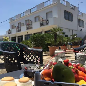 Midolo Bed & Breakfast Lido di Noto